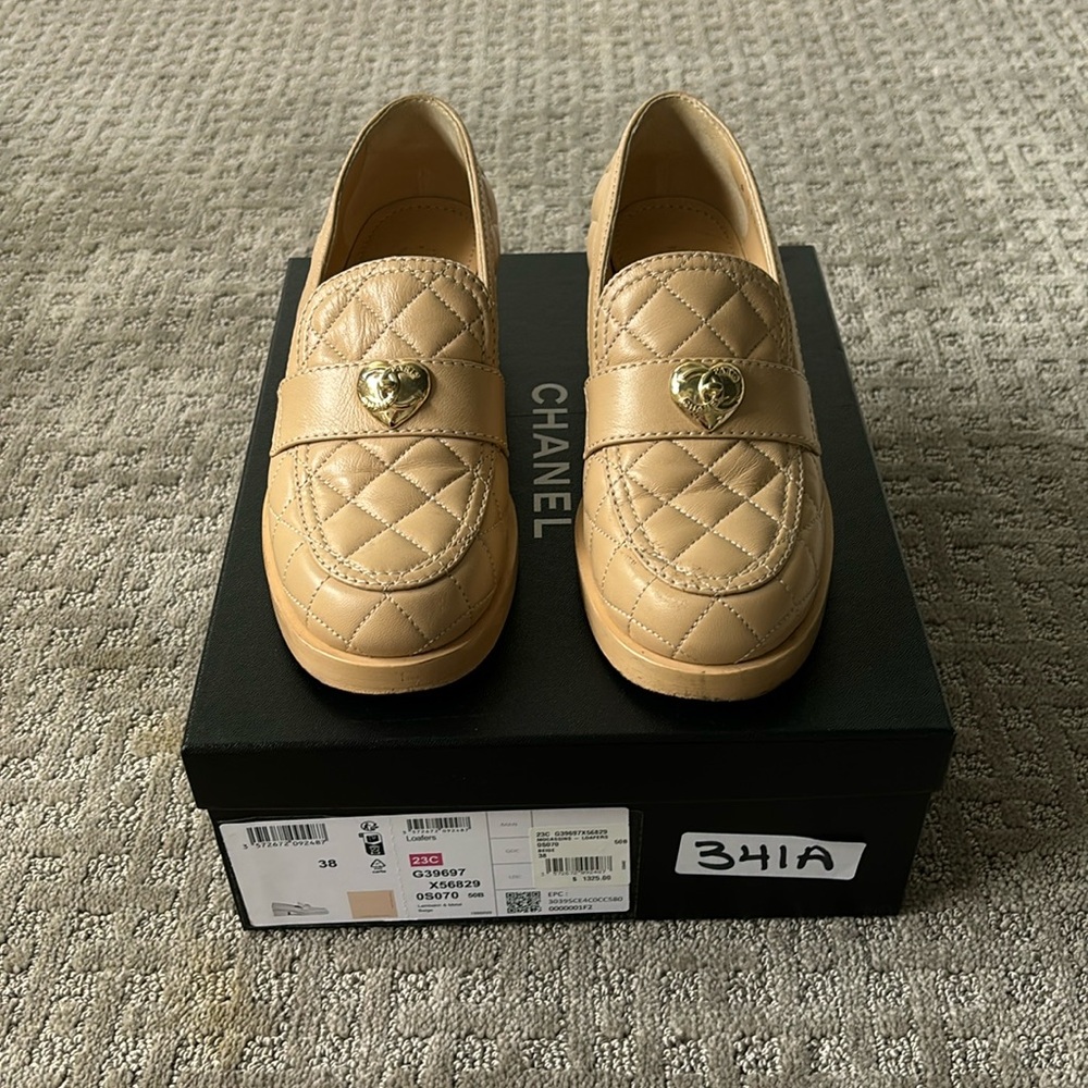Lambskin Quilted CC Heart Loafers 38 Beige